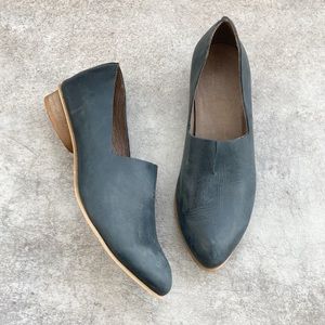 Ellen Ruben Shelly Leather Flats